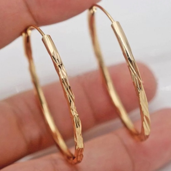 18K yellow gold plated hoop earrings - Picture 2 of 3